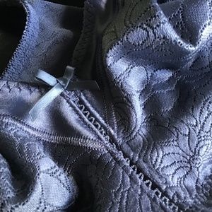 Bali Double Support Spa Closure Wireless Bra 3372. ..SOLD